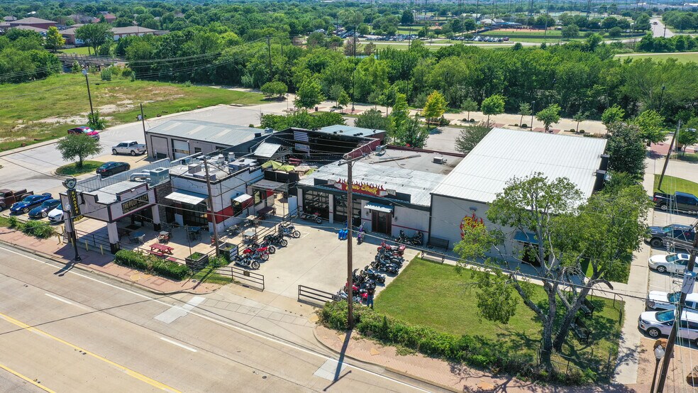 250 S Main St, Keller, TX à vendre - Photo de l’immeuble – Image 2 sur 2