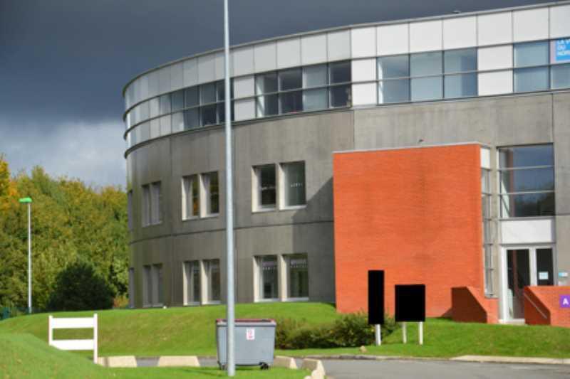 Bureau dans Lambersart à louer - Photo de l’immeuble – Image 2 sur 5