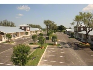 741 CR 466, Lady Lake, FL à louer - Photo principale – Image 3 sur 17