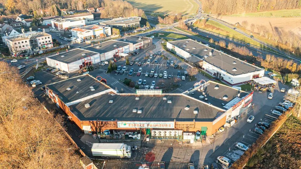 Local commercial dans Piscop à louer - Aérien – Image 2 sur 3