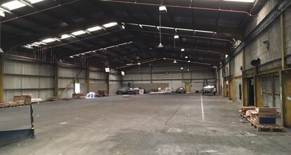 60 Springvale Industrial Estate, Cwmbran à vendre Photo intérieure– Image 1 sur 1