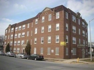 Plus de détails pour 102 Memorial Dr, Calumet City, IL - Logement à vendre