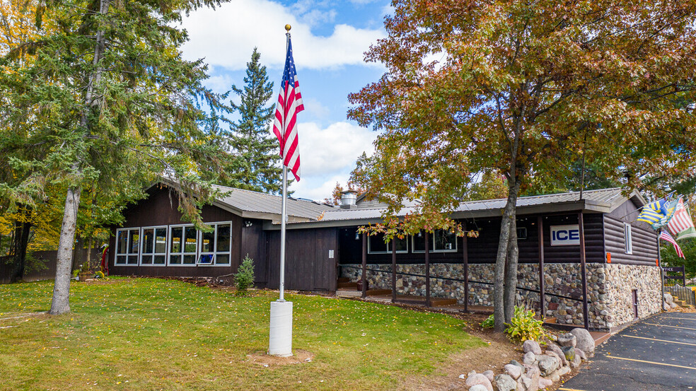 N10120 Parkway Rd, Crivitz, WI à vendre - Photo principale – Image 2 sur 41