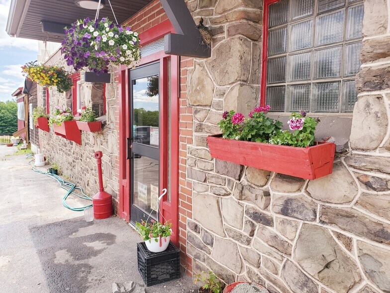 1440 Crosstown Hwy, Lakewood, PA à vendre - Photo de l’immeuble – Image 3 sur 26