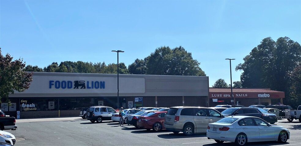 1780 W Webb Rd, Burlington, NC à louer - Photo de l’immeuble – Image 3 sur 8