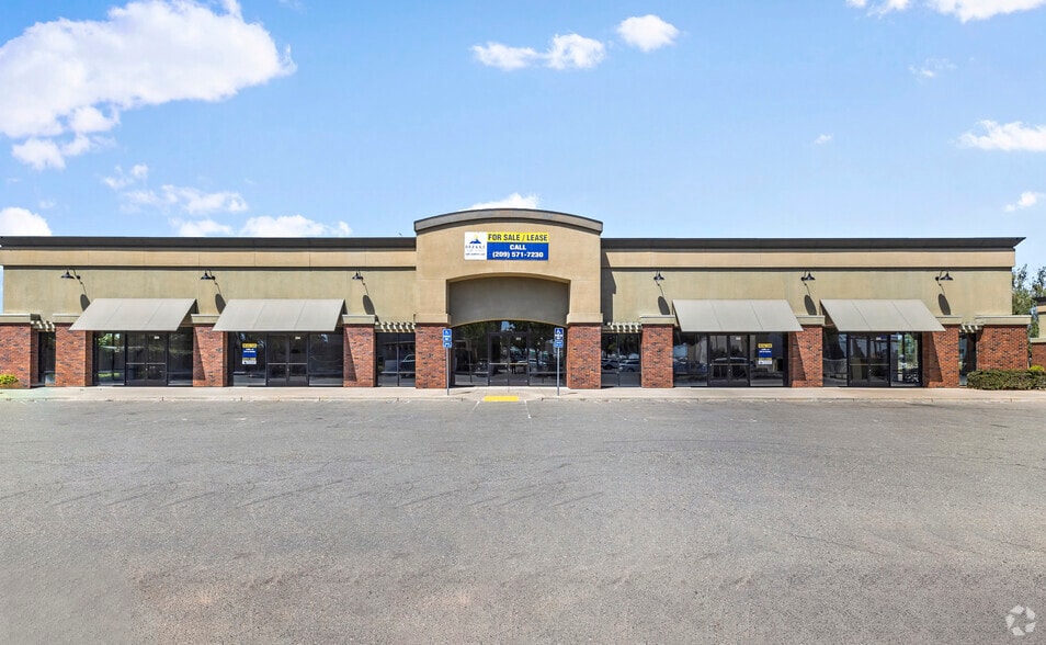 3948 Sylvan Ave, Modesto, CA à louer - Photo principale – Image 2 sur 4