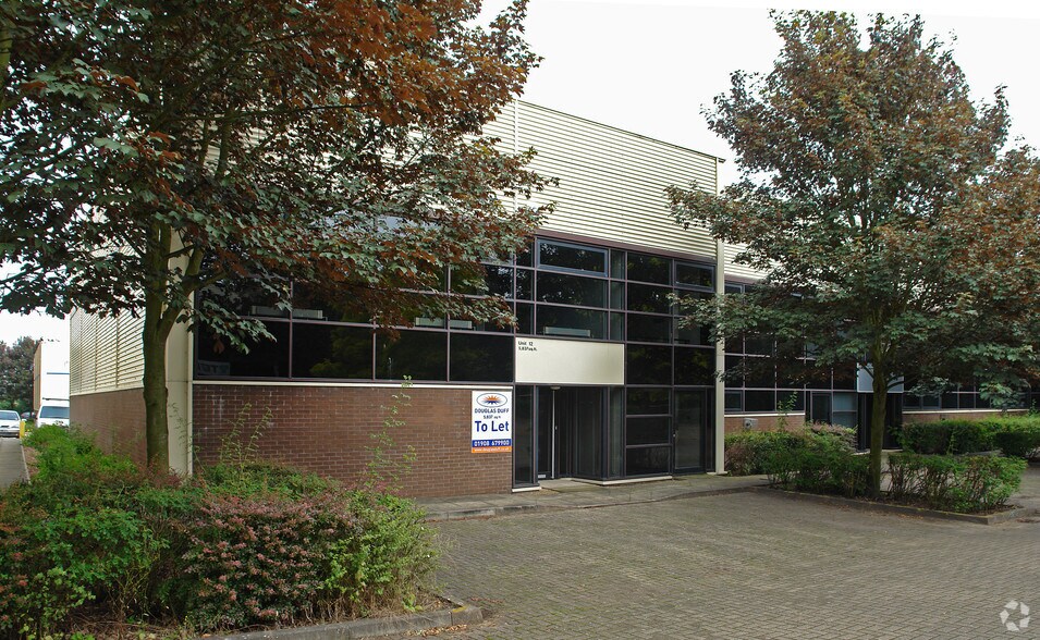 Third Ave, Milton Keynes à louer - Photo de l’immeuble – Image 2 sur 4