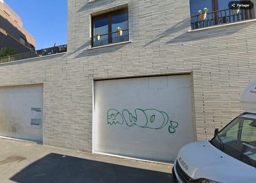 Local commercial dans Montreuil à louer - Photo de l’immeuble – Image 2 sur 8