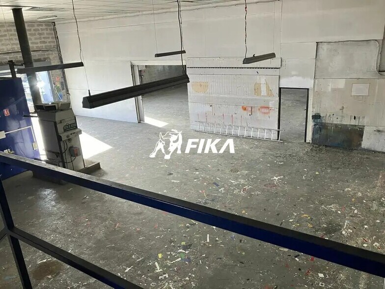 Local d’activités dans Lormont à louer - Photo intérieure – Image 3 sur 7