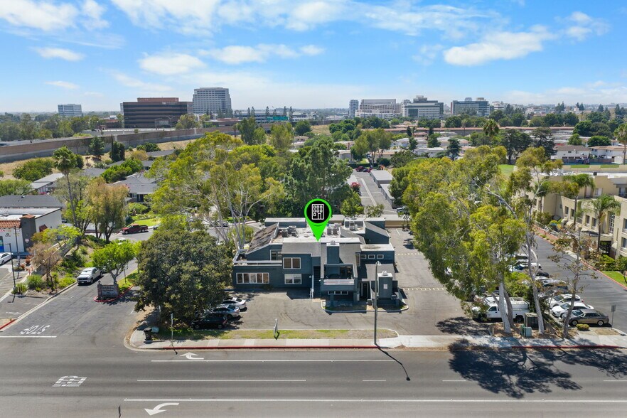 630-640 S Glassell St, Orange, CA à vendre - Photo de l’immeuble – Image 2 sur 78