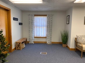 636 Great Rd, Stow, MA à louer Photo intérieure– Image 1 sur 3