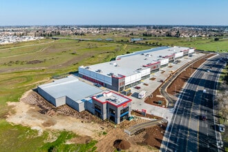 9025 Big Horn Blvd, Elk Grove, CA - VUE AÉRIENNE  vue de carte