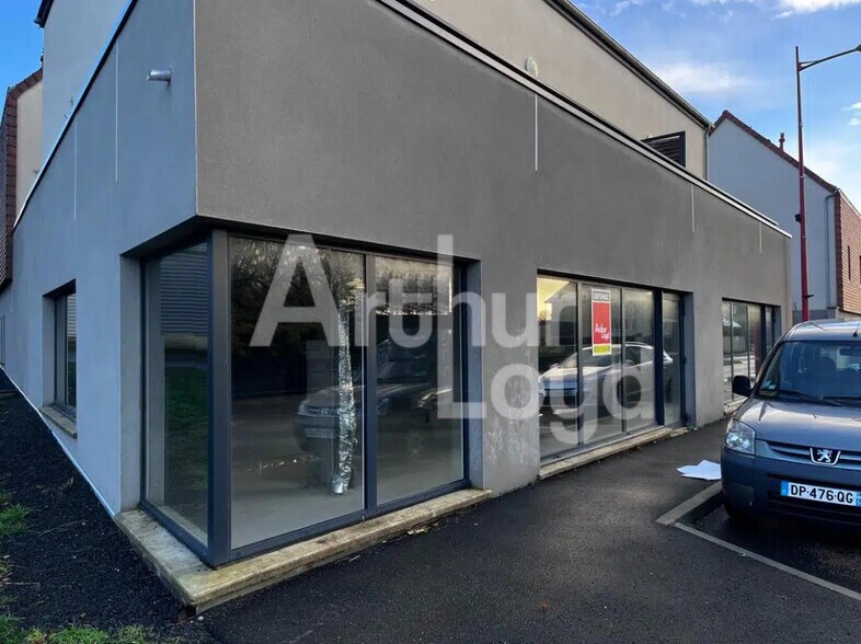 Bureau dans May-sur-Orne à louer - Photo de l’immeuble – Image 1 sur 1