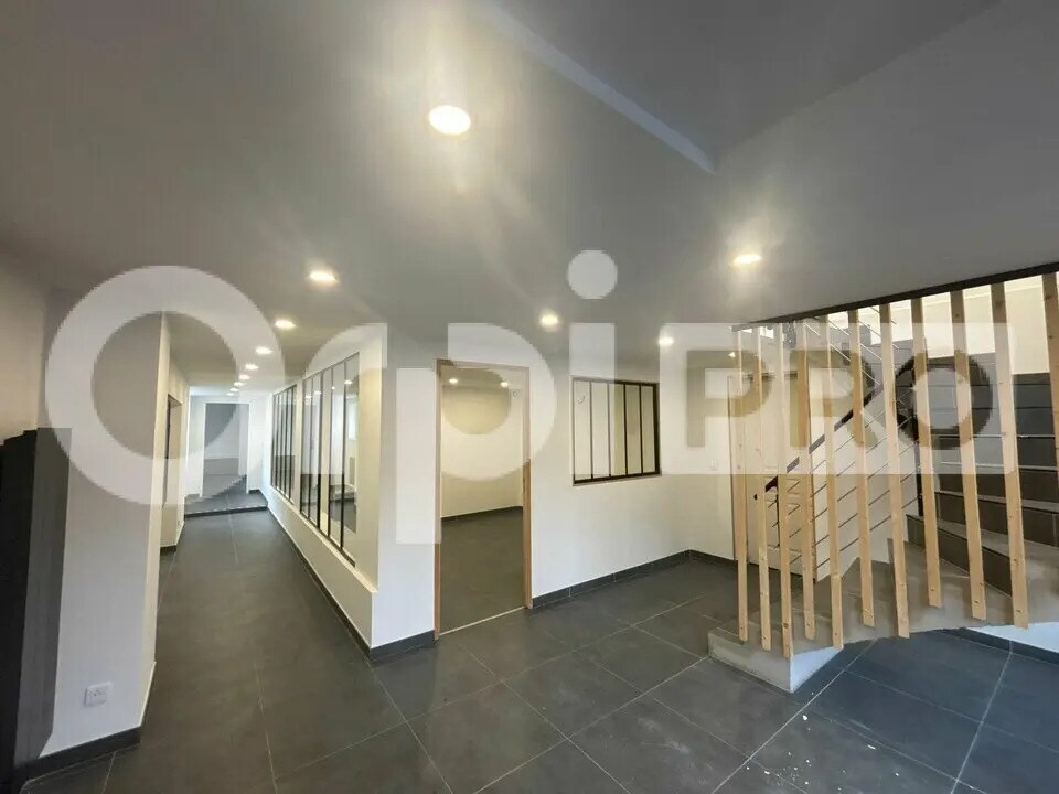 17 Allée Aristide Briand, Corbeil-Essonnes à louer Photo de l’immeuble– Image 1 sur 8