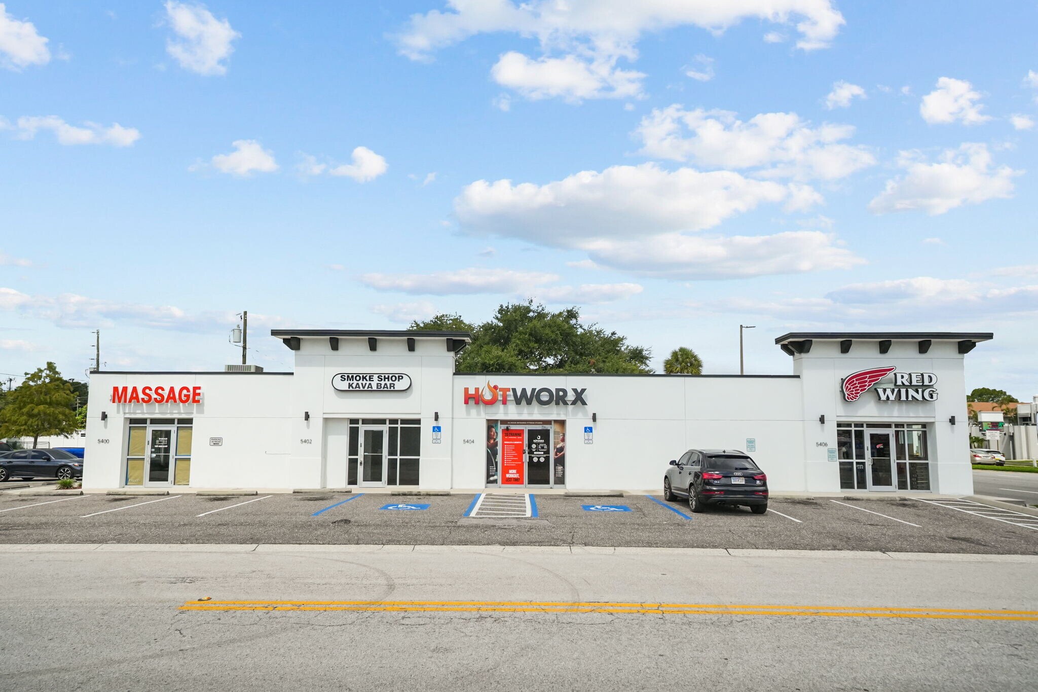 5410 Park Blvd N, Pinellas Park, FL à louer Photo de l’immeuble– Image 1 sur 8