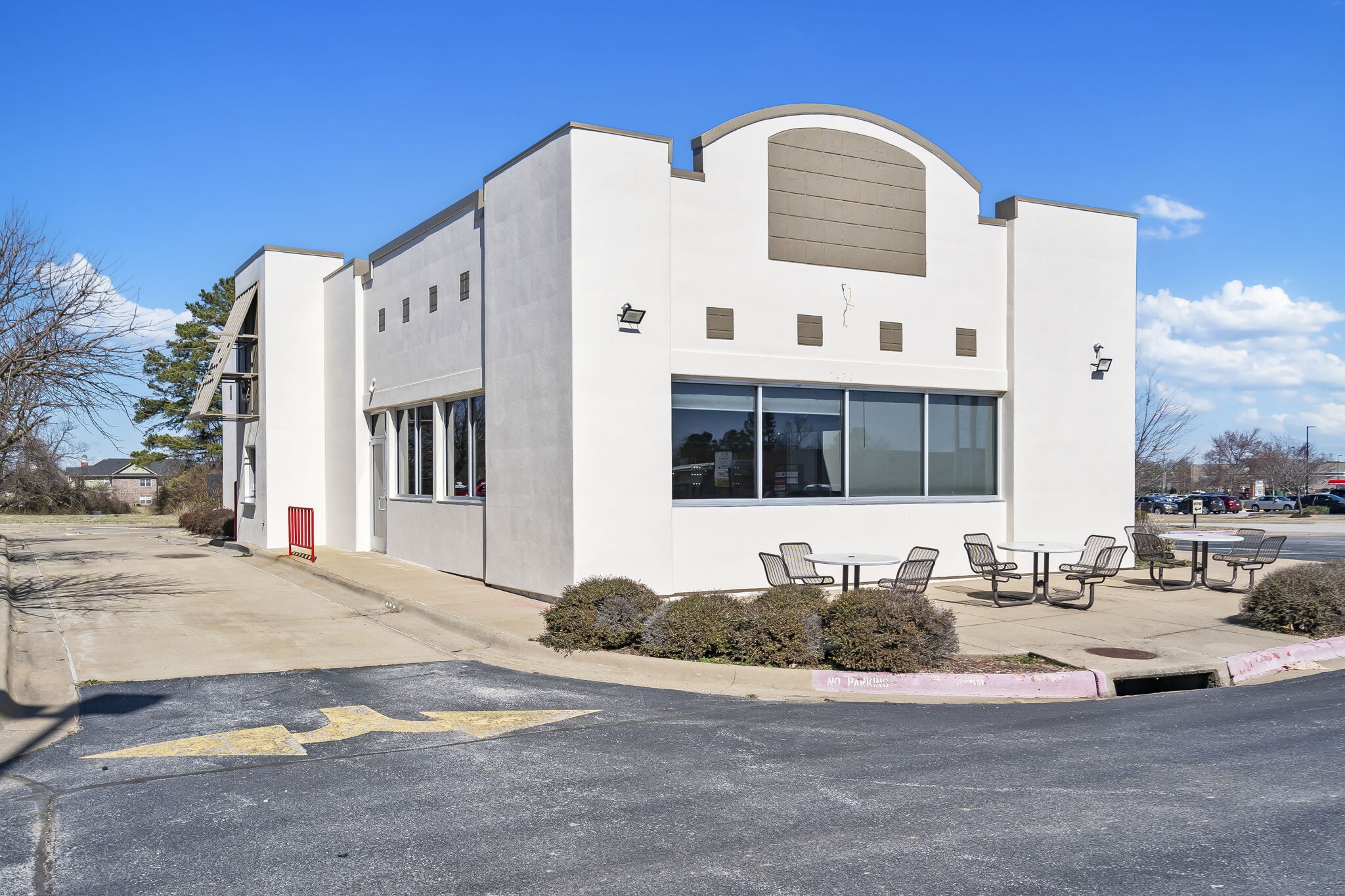 7420 W Sunset Ave, Springdale, AR à louer Photo de l’immeuble– Image 1 sur 21