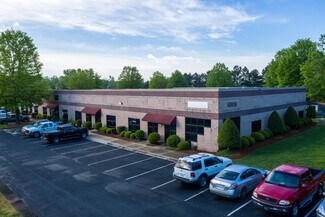 Plus de détails pour 10616 Bailey Rd, Cornelius, NC - Local d'activités à louer