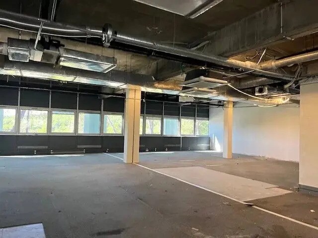 Bureau dans Valbonne à louer - Photo de l’immeuble – Image 3 sur 11