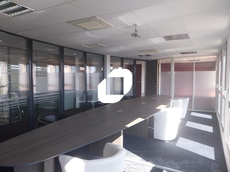 Bureau dans Saint-Herblain à vendre - Photo intérieure – Image 3 sur 12