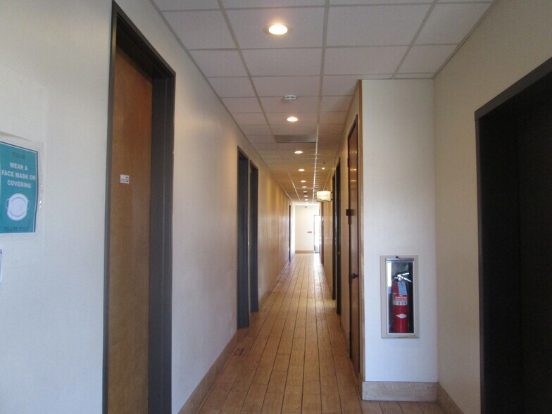 7300 Alondra Blvd, Paramount, CA à louer - Photo intérieure – Image 2 sur 12