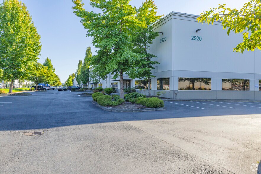2920 142nd Ave E, Sumner, WA à louer - Photo de l’immeuble – Image 2 sur 10