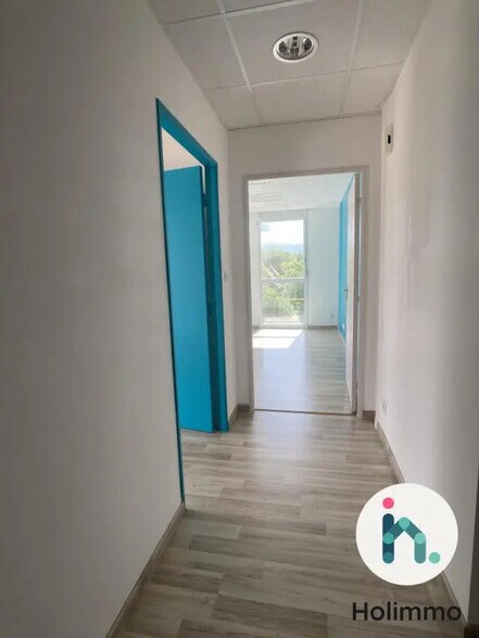 Bureau dans Vannes à louer - Photo de l’immeuble – Image 2 sur 22