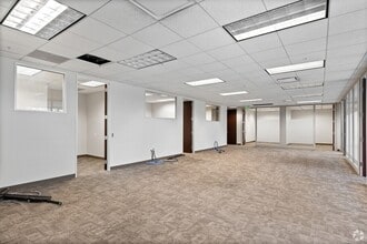 31111 Agoura Rd, Westlake Village, CA à louer Photo intérieure– Image 2 sur 4