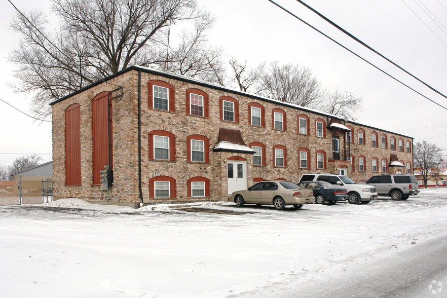 4300-4304 Lynnview Dr, Louisville, KY à vendre - Photo principale – Image 2 sur 31