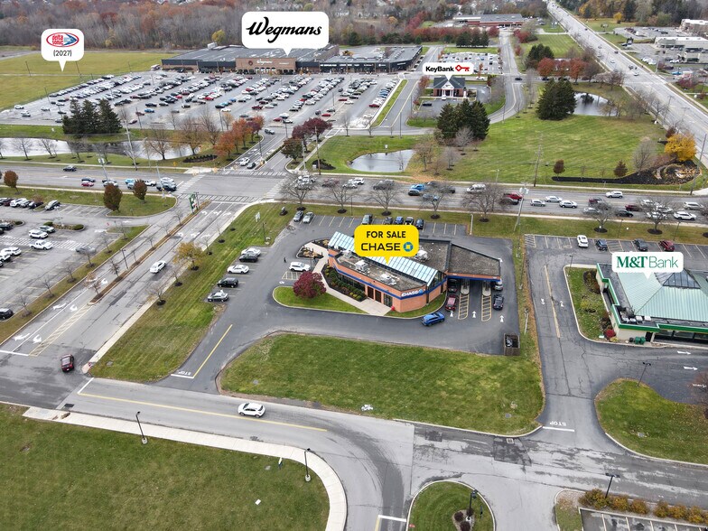 690 Long Pond Rd, Greece, NY à vendre - Photo de l’immeuble – Image 2 sur 12