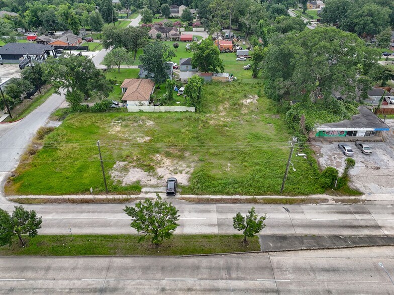 6110 Tidwell Rd, Houston, TX à vendre - Photo de l’immeuble – Image 2 sur 32