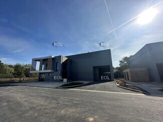 Plus de détails pour Local d’activités à vendre