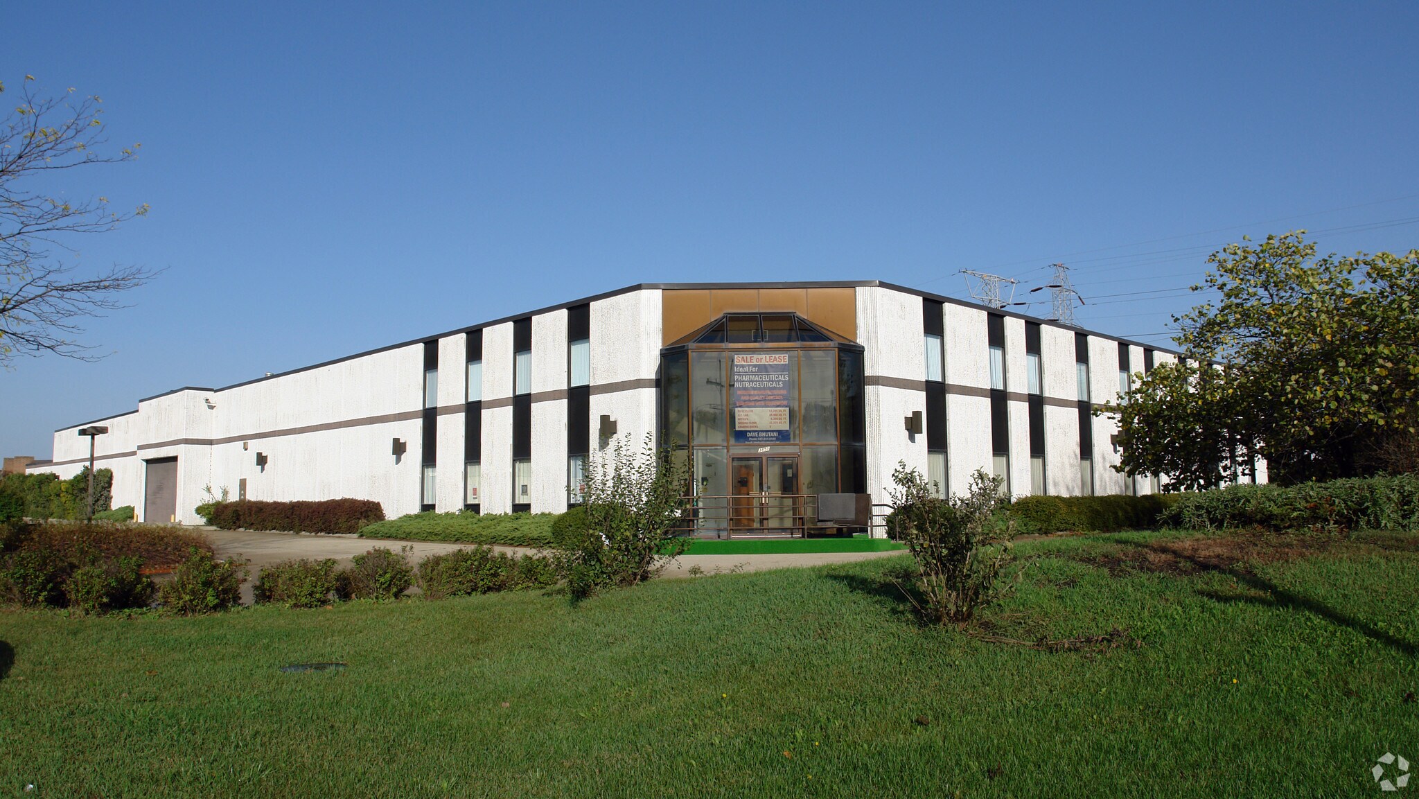 3850 Clearview Ct, Gurnee, IL à louer Photo de l’immeuble– Image 1 sur 8