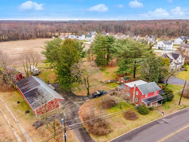 90 Peters Ln, Blackwood, NJ à vendre - Photo de l’immeuble – Image 1 sur 23