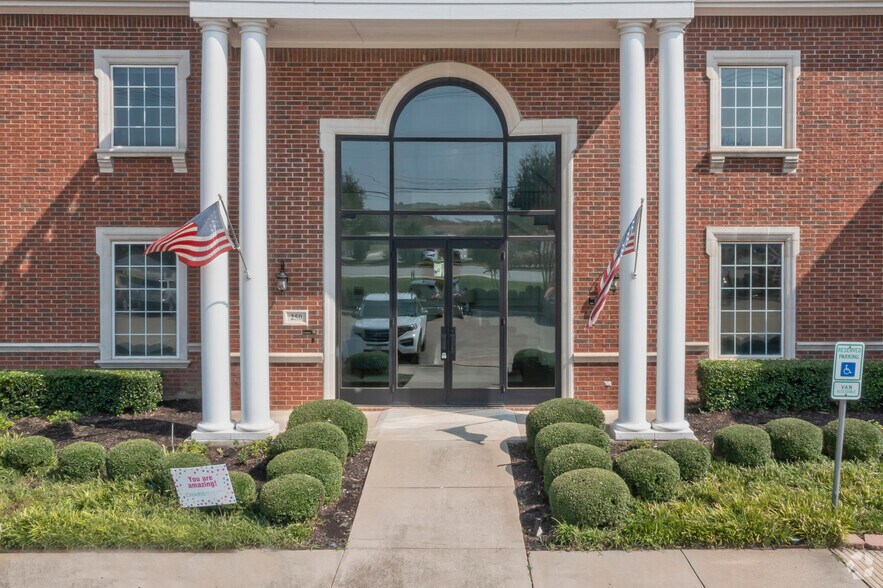 250 W Southlake Blvd, Southlake, TX à louer - Photo de l’immeuble – Image 3 sur 8