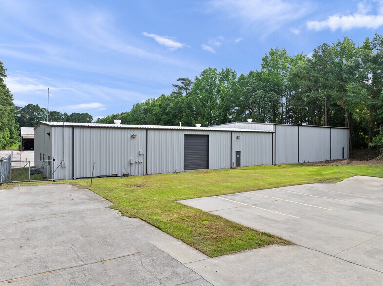 900 Highway 54 E, Fayetteville, GA à vendre - Photo de l’immeuble – Image 3 sur 12