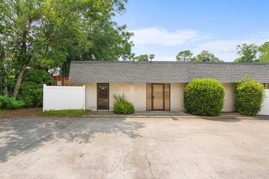 605 E 69th St, Savannah, GA à louer - Photo de l’immeuble – Image 2 sur 4