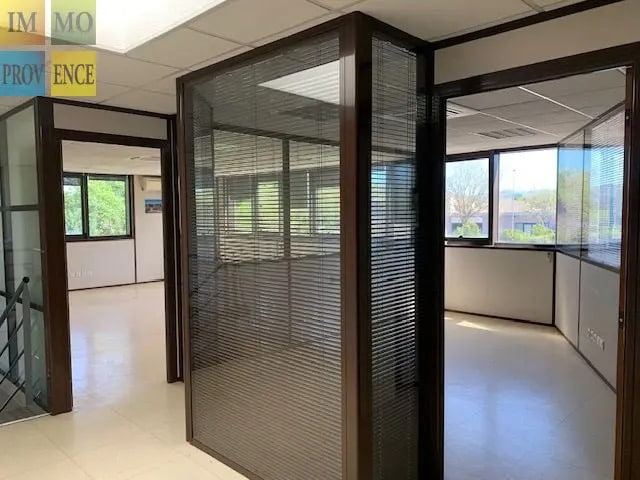 Industriel/Logistique dans Pertuis à vendre - Photo intérieure – Image 2 sur 5