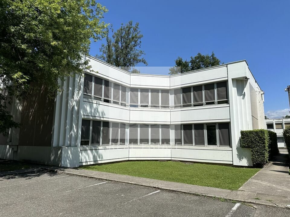 Bureau dans Meylan à vendre Photo de l’immeuble– Image 1 sur 5