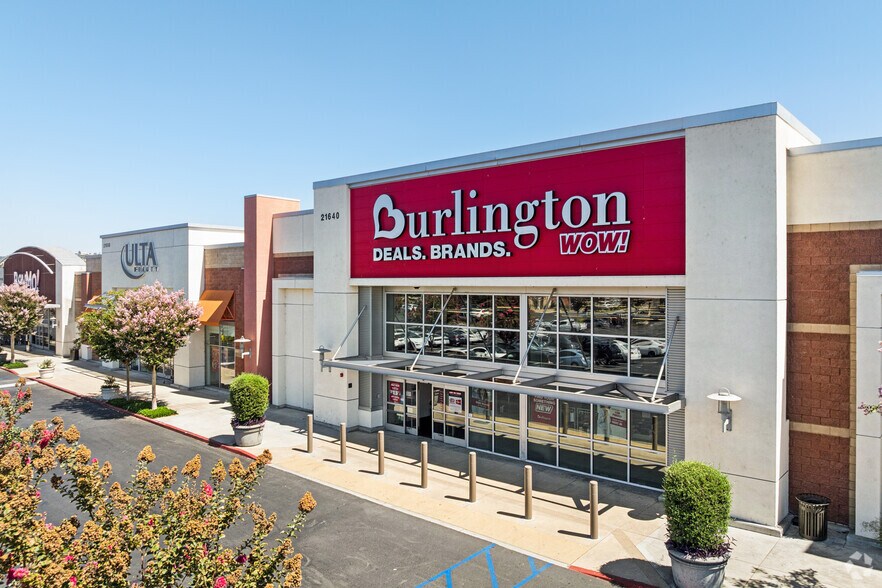 21630-21818 Valley Blvd, Walnut, CA à louer - Photo de l’immeuble – Image 1 sur 17