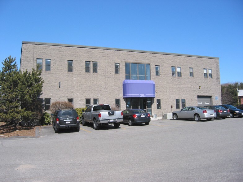 20 Del Carmine St, Wakefield, MA à louer - Photo de l’immeuble – Image 2 sur 12
