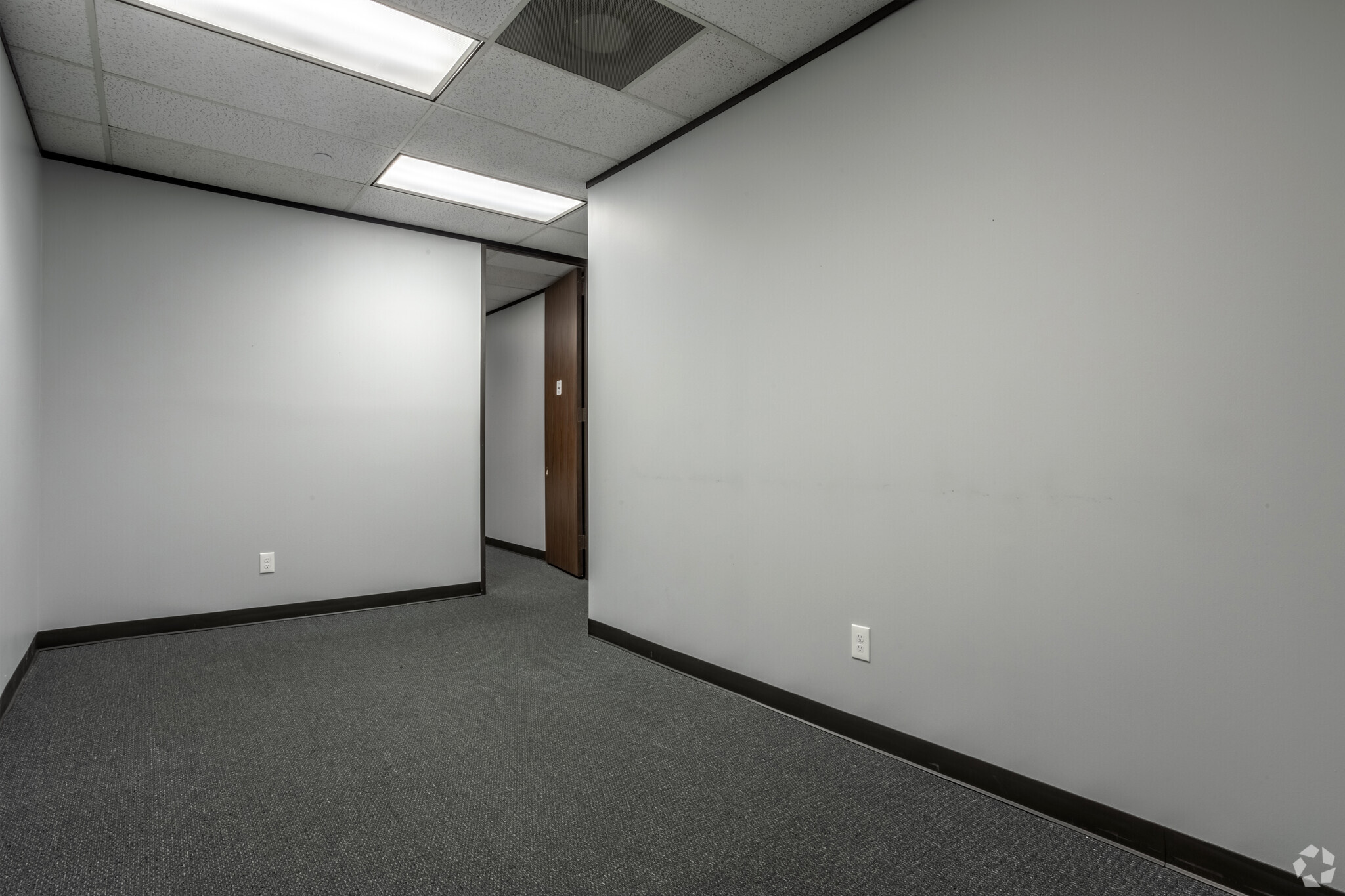 2211 Norfolk St, Houston, TX à louer Photo intérieure– Image 1 sur 6