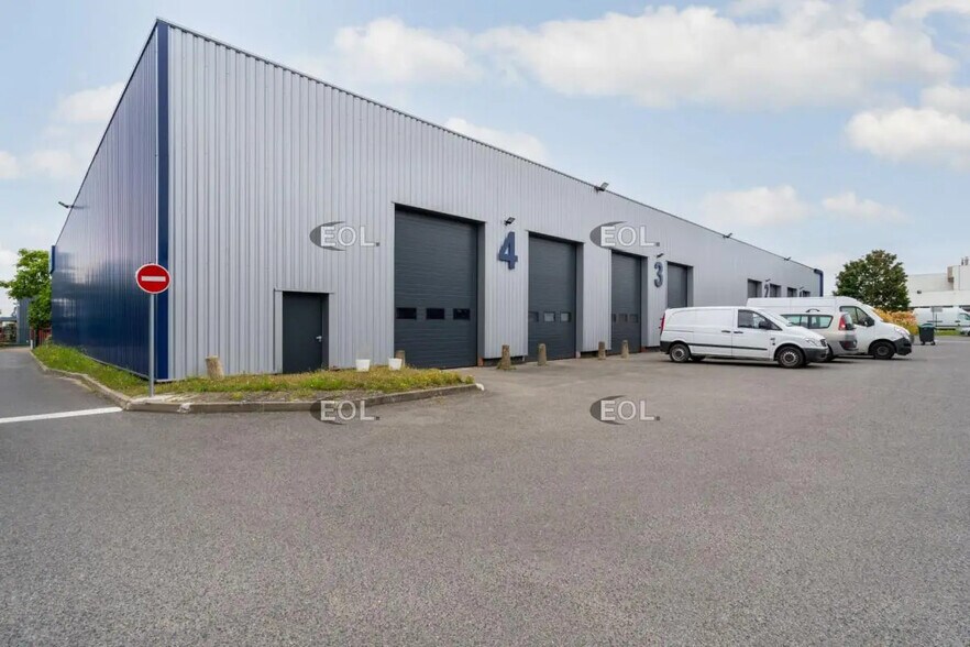 14 Rue Des Oziers, SAINT-OUEN-L'AUMONE à louer - Photo de l’immeuble – Image 1 sur 6