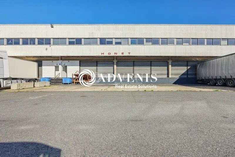 Industriel/Logistique dans Aulnay-sous-Bois à louer - Photo de l’immeuble – Image 3 sur 3