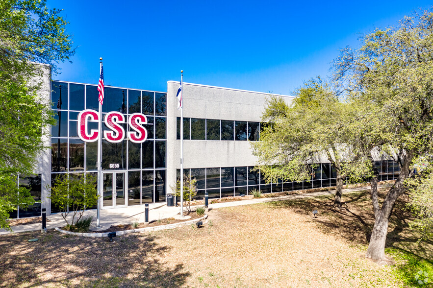 6655 First Park Ten Blvd, San Antonio, TX à louer - Photo de l’immeuble – Image 1 sur 4