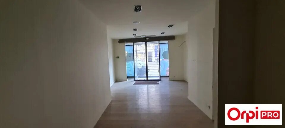 Local commercial dans Saint-Brieuc à louer - Photo intérieure – Image 2 sur 9