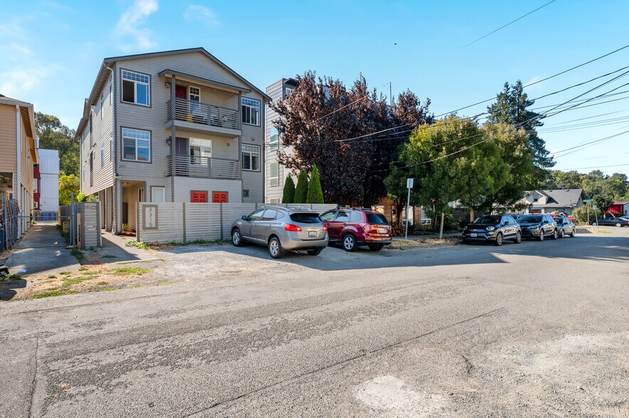 3315 Claremont Ave S, Seattle, WA à vendre - Photo de l’immeuble – Image 2 sur 28