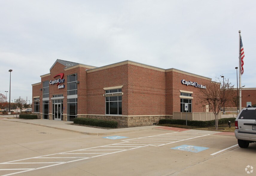 9724 Coit Rd, Plano, TX à louer - Photo de l’immeuble – Image 2 sur 3