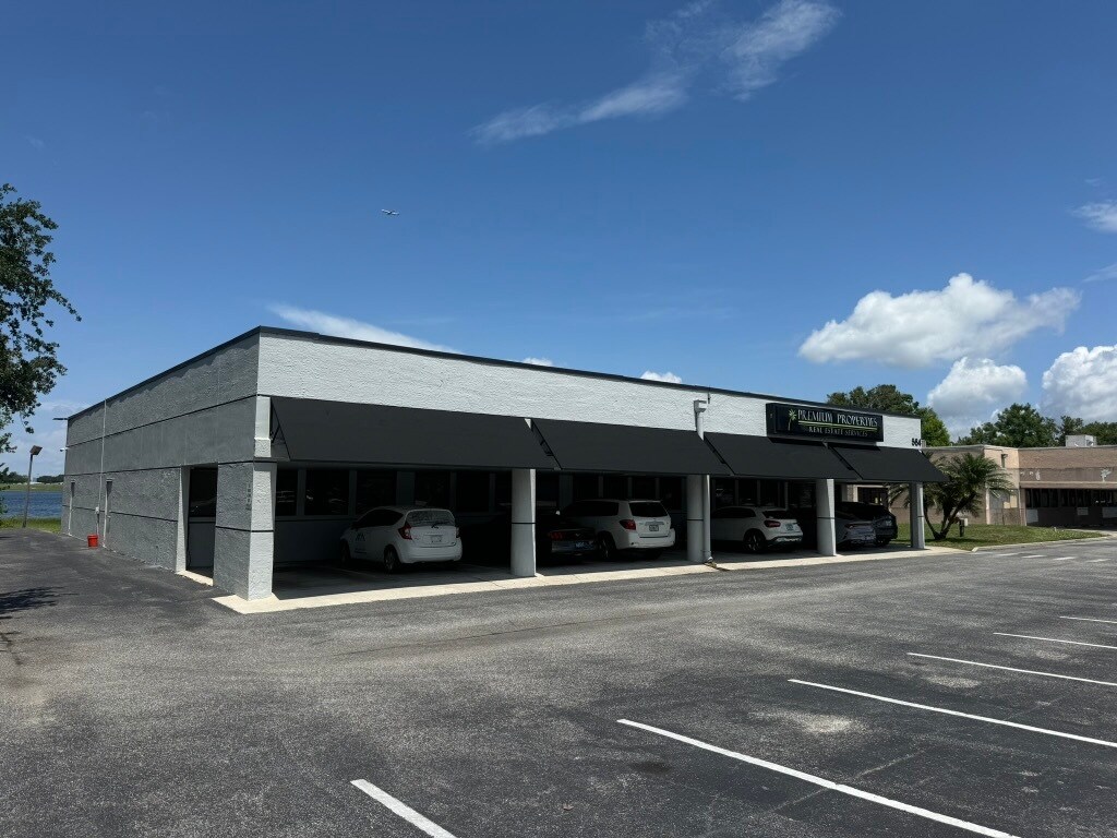 564 N Semoran Blvd, Orlando, FL à vendre Photo de l’immeuble– Image 1 sur 6