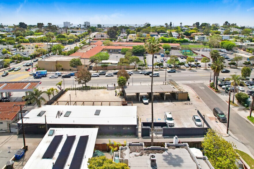 2537 Lincoln Blvd, Santa Monica, CA à vendre - Photo de l’immeuble – Image 3 sur 13