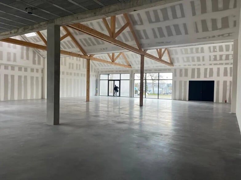 Local commercial dans Guérande à louer - Photo intérieure – Image 2 sur 5
